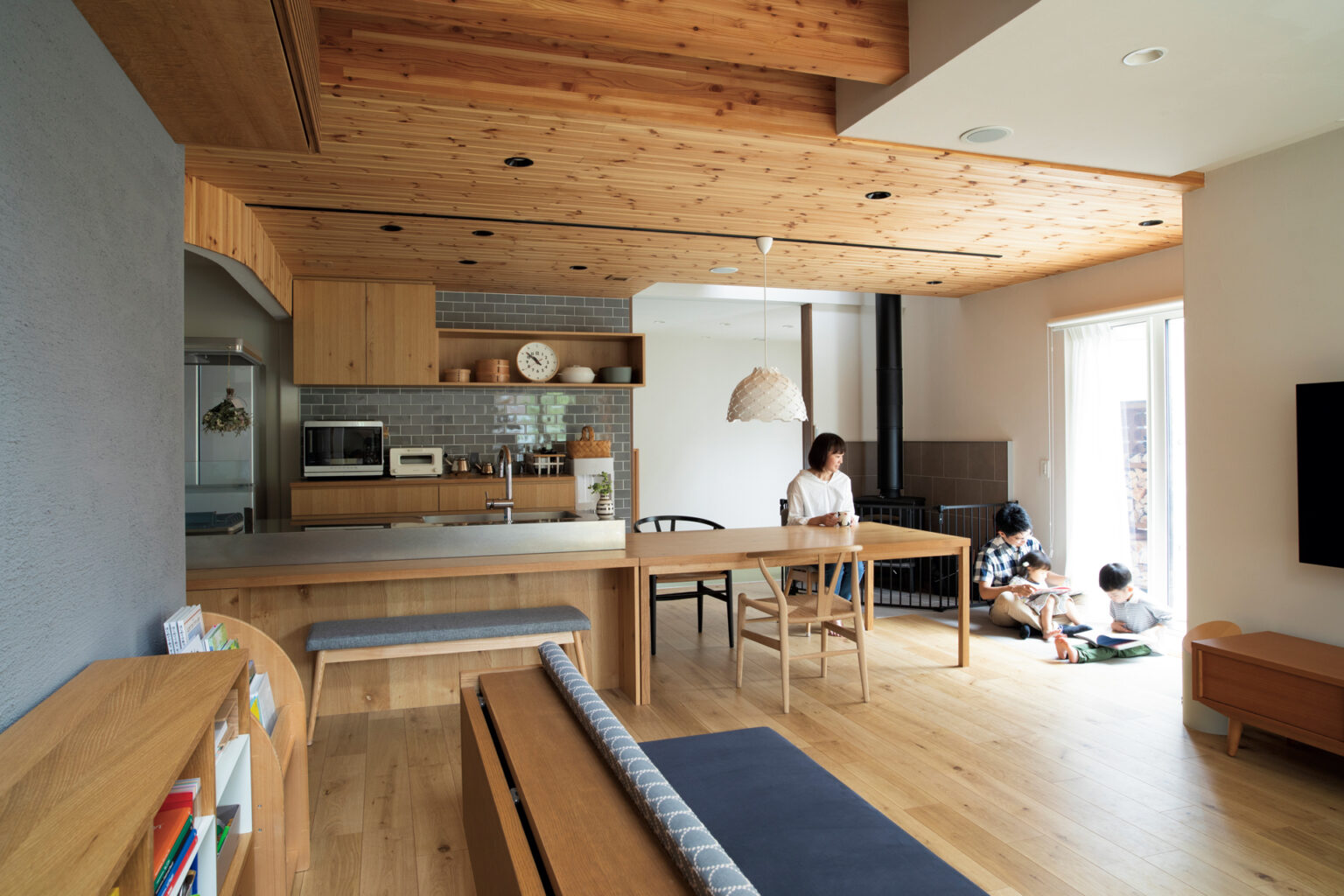 【札幌市中央区】建築主と設計者がともに絵を描き、理想を追求した片流れ屋根の家
