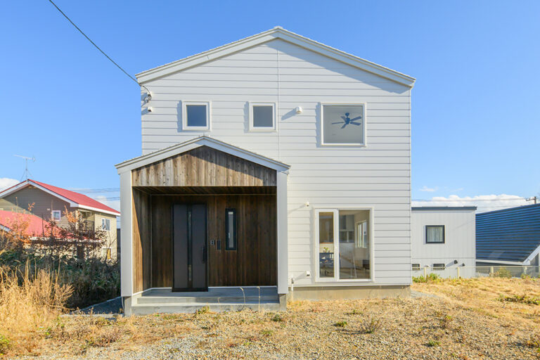 【建売】北広島市大曲緑ヶ丘6-9-3／グループ会社LIV STYLE （リヴスタイル）